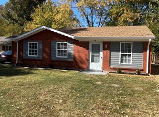 5105 Terrace Green Cir, Louisville, KY 40218