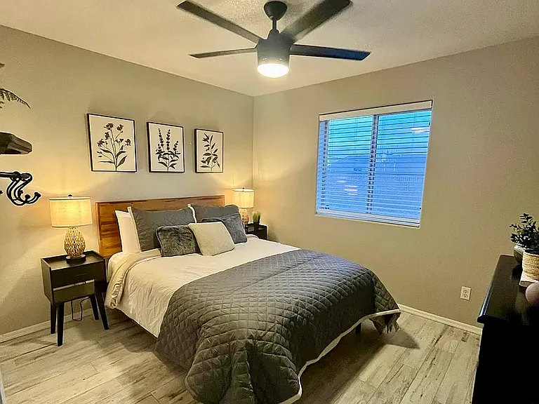 3290 Arapaho Dr #102 — Photo 8