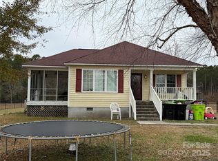 125 Brown Ave, Cove City, NC 28523