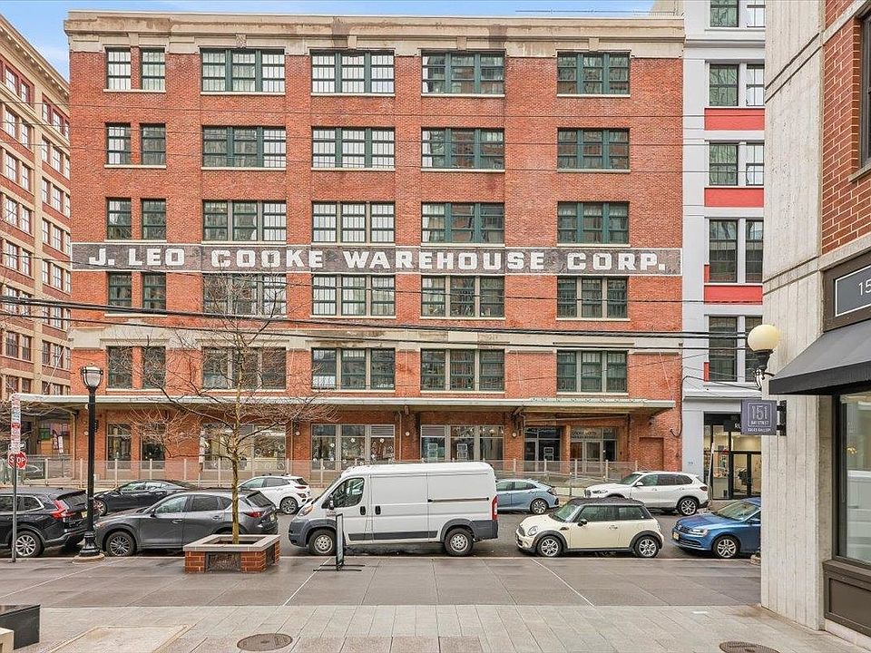 1st image of 140 Bay St APT 6F