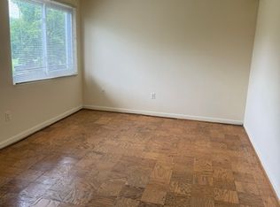 9512 Fairview Ave, Manassas, VA 20110