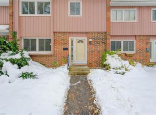 121 University Ave E #52, Waterloo, ON N2J4J1