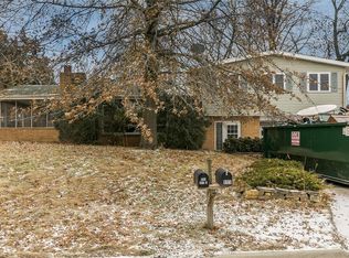 805 W Welsh St, Williamsburg, IA