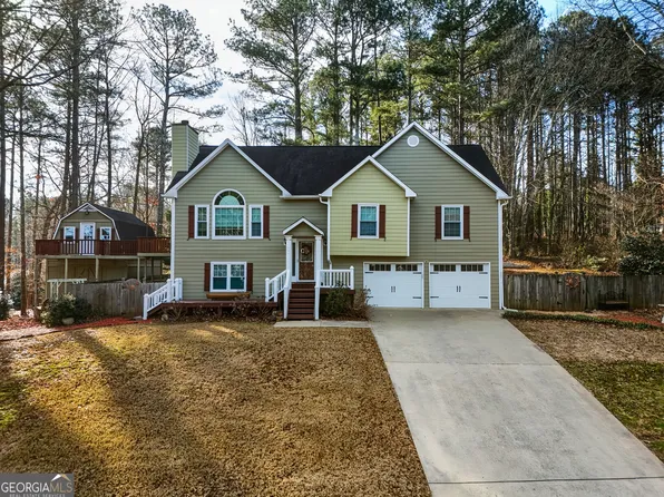 141 N Springs Dr, Acworth, GA 30101