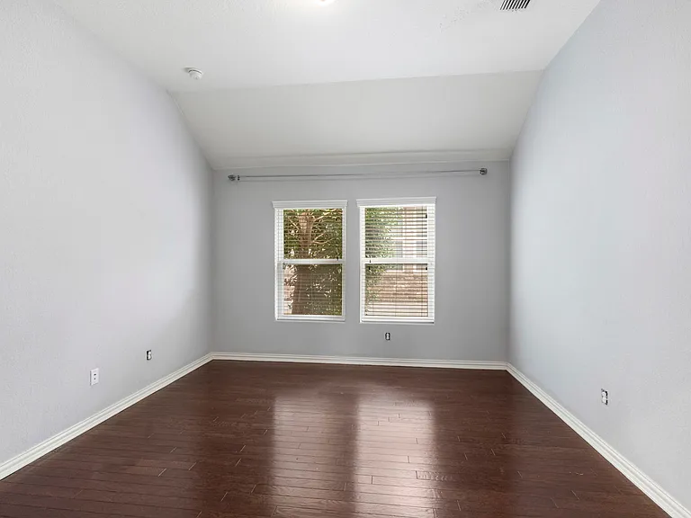 Gameroom/Flex Room