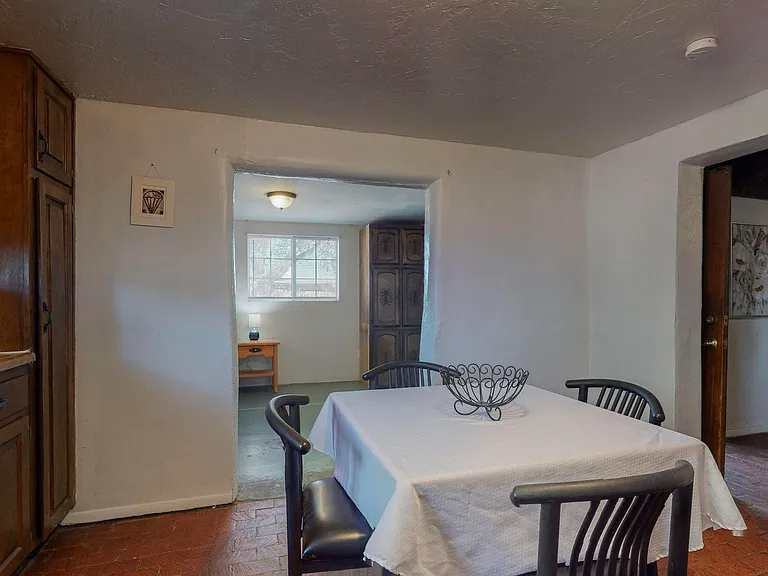 5 Hob Rd #B — Photo 8