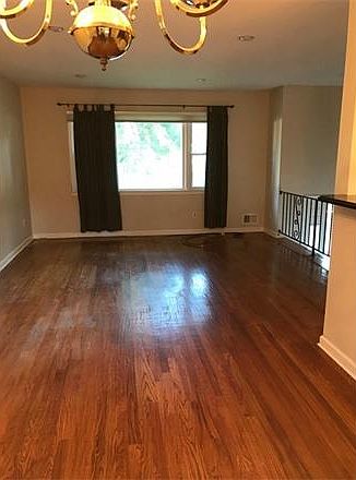 2nd image of 265 Saint James Pl #0