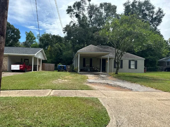 212 Vanderbilt Dr, Mobile, AL 36608