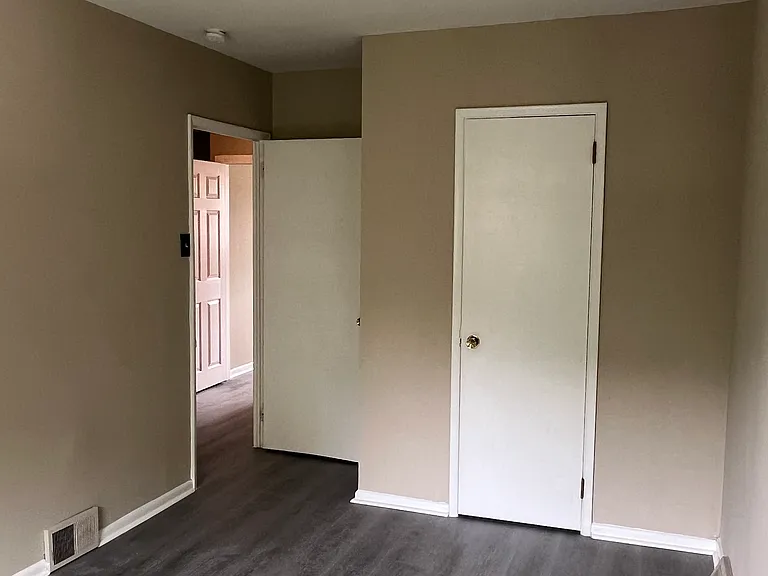 3633 E Crown Ave — Photo 13