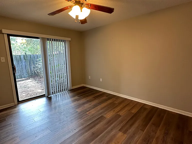 16 Navigator Ln — Photo 7