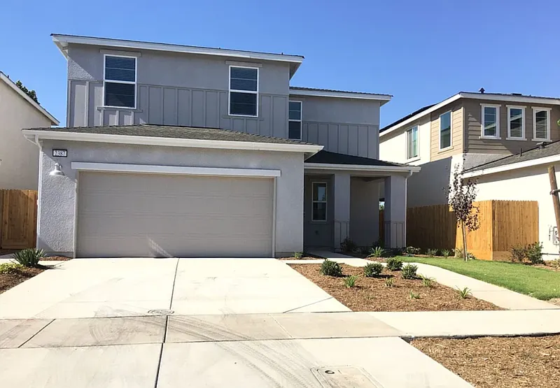 2387 Explorador Dr