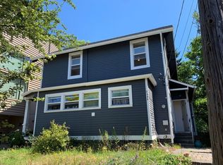 2109 N 63rd St #3B, Seattle, WA 98103