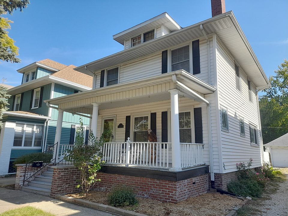 1st image of 1118 N Elmwood Ave