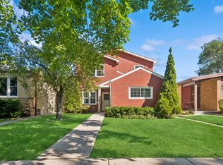 2011 Brummel St, Evanston, IL 60202