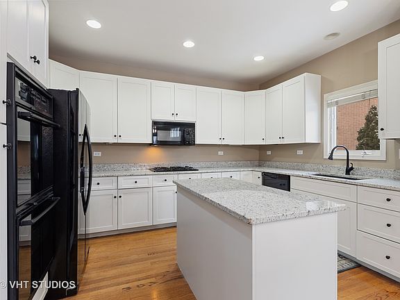 5th image of 721 S Benton Ave