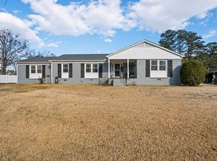 116 Sherwood Ln, Greenwood, SC 29649