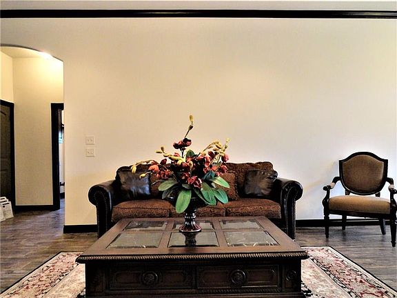 5th image of 5100 SW 120th Ct