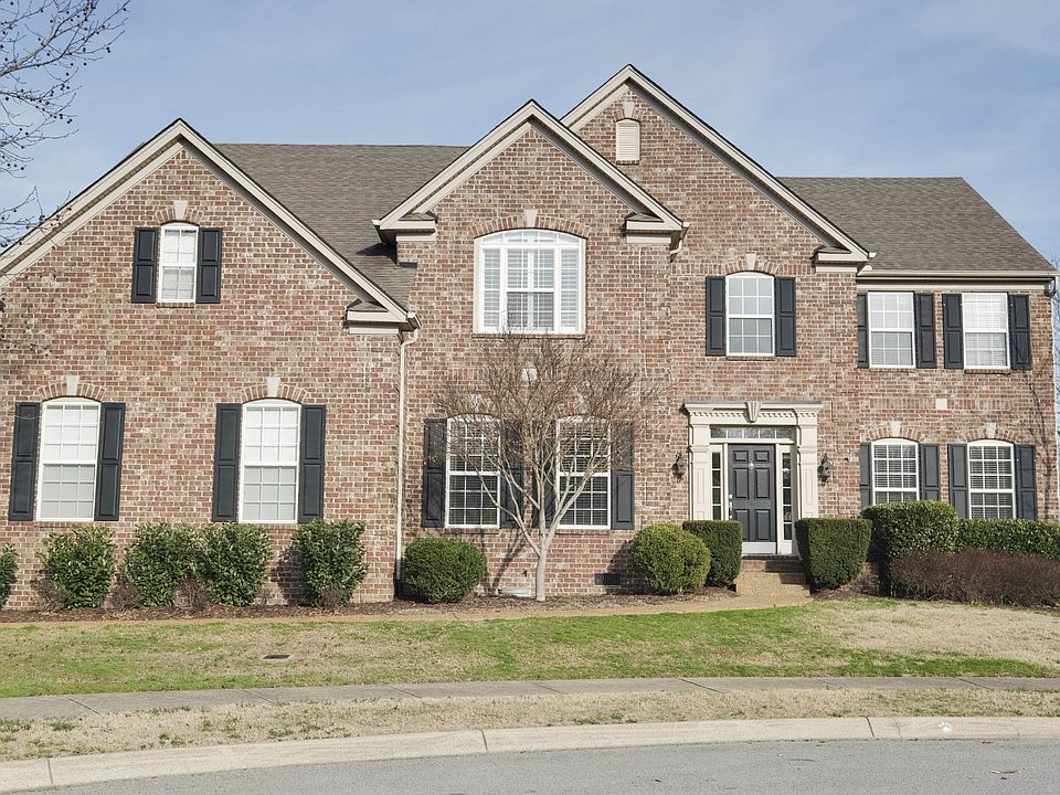 1st image of 331 Stillcreek Dr