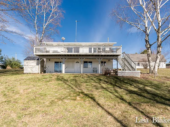 3474 W Loon Trl, Fremont, MI 49412