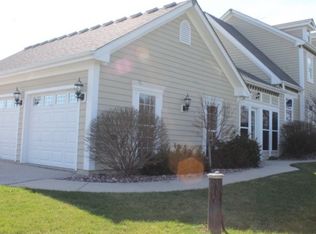 2924 Moelter Dr, Lake Geneva, WI 53147