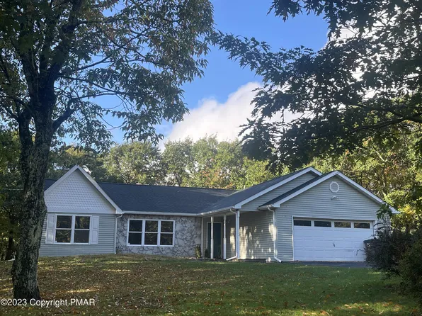 2136 Candlewood Ln, Blakeslee, PA 18610