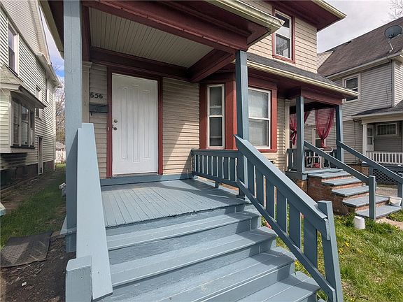 3rd image of 656-658 Genesee St