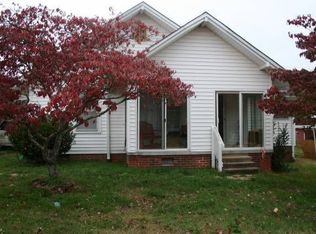 18 Alexander St, Liberty, SC 29657