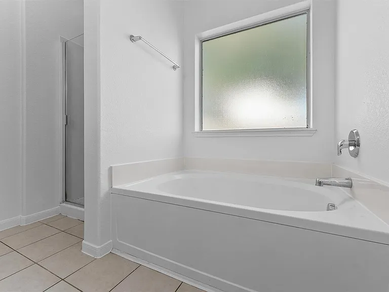 4423 Garden Ridge Ct — Photo 18