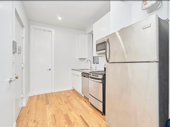2nd image of 2092 Amsterdam Ave APT 5N