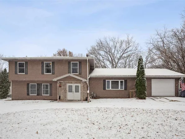 115 N Plane St, Burlington, IA 52601