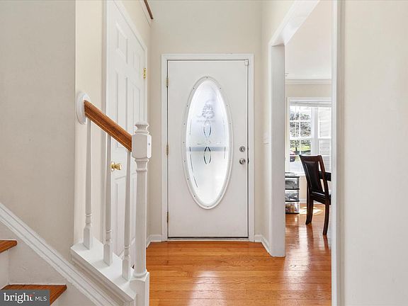 3rd image of 1005 Kilmer Ct