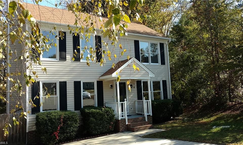 2nd image of 16 Creekstone Ct