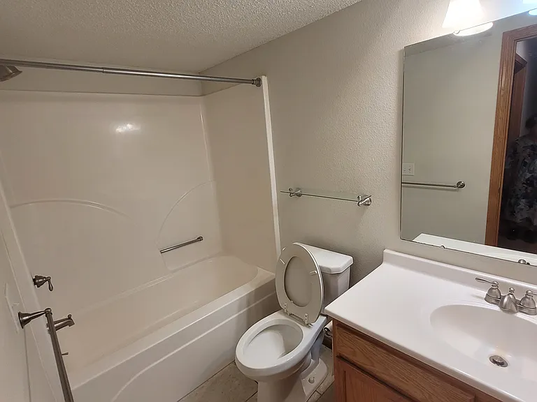 1530 Ranier Dr — Photo 10