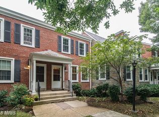4729 31st St S, Arlington, VA 22206
