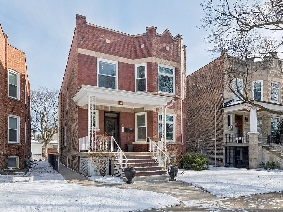 1st image of 1122 S Oak Park Ave