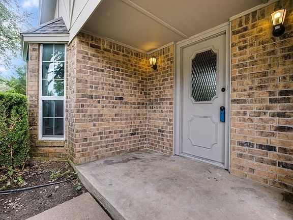 4th image of 9913 Edmund Dr