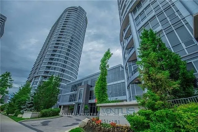 151 Village Green Sq #2606 — Photo 4