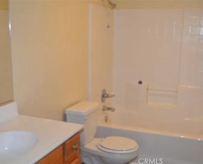 7841 Danbury Dr — Photo 16