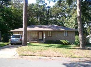 32 Woodcliff Cir, Little Rock, AR 72204