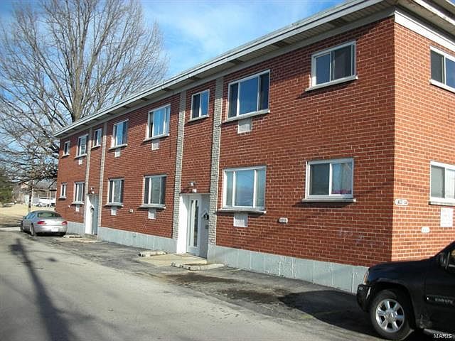 1st image of 812 Schirmer St