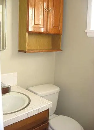 3 bed, 1776 sqft, $2,400 — Photo 3