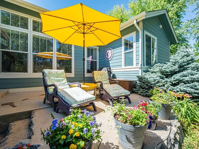 4220 Ravenna Pl — Photo 40