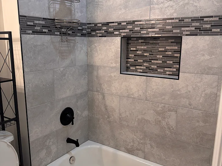 2119 Harden St #B — Photo 7
