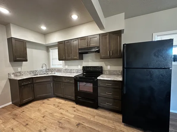 254 SW 7th St, Ontario, OR 97914