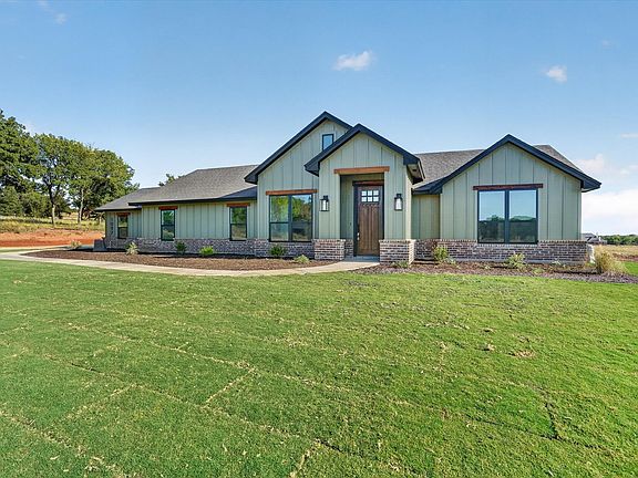 2nd image of 1097 Colt Rd