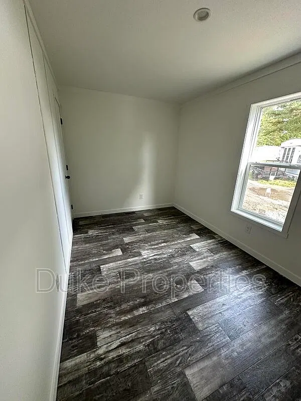 3 bed, 2.0 bath, $1,495 — Photo 4