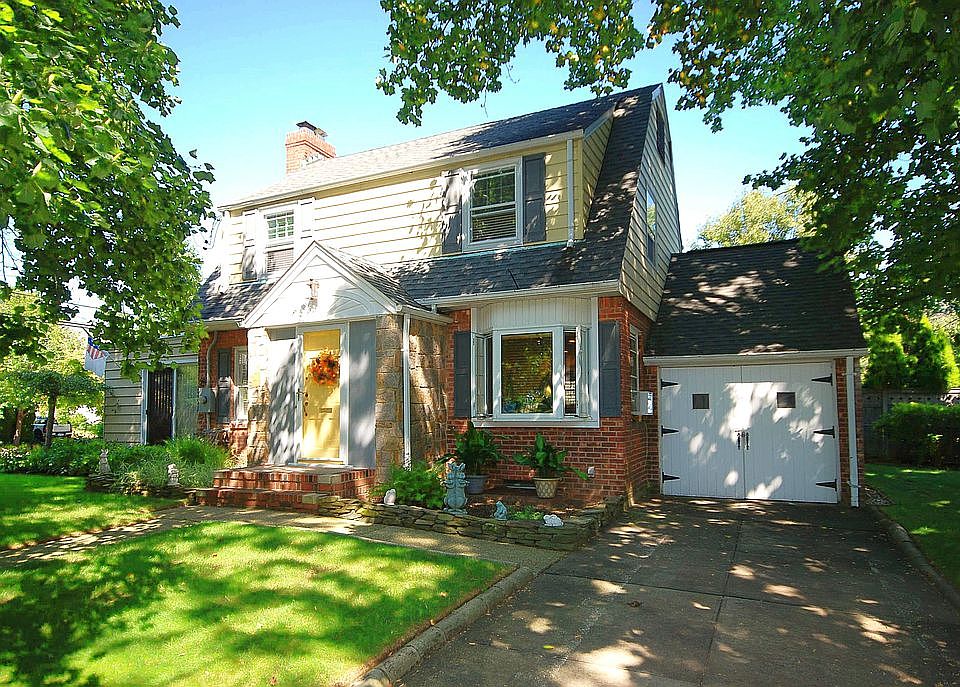 1st image of 544 Ardsley Blvd