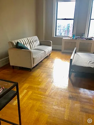 Rented by Ben & Company Inc. | media 28