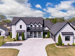 7509 S Shoreline Blvd, Benton, AR 72019