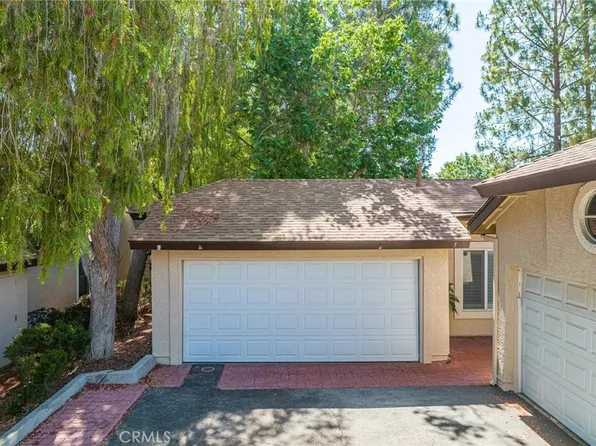 22812 Banyan Pl Unit 5, Santa Clarita, CA 91390